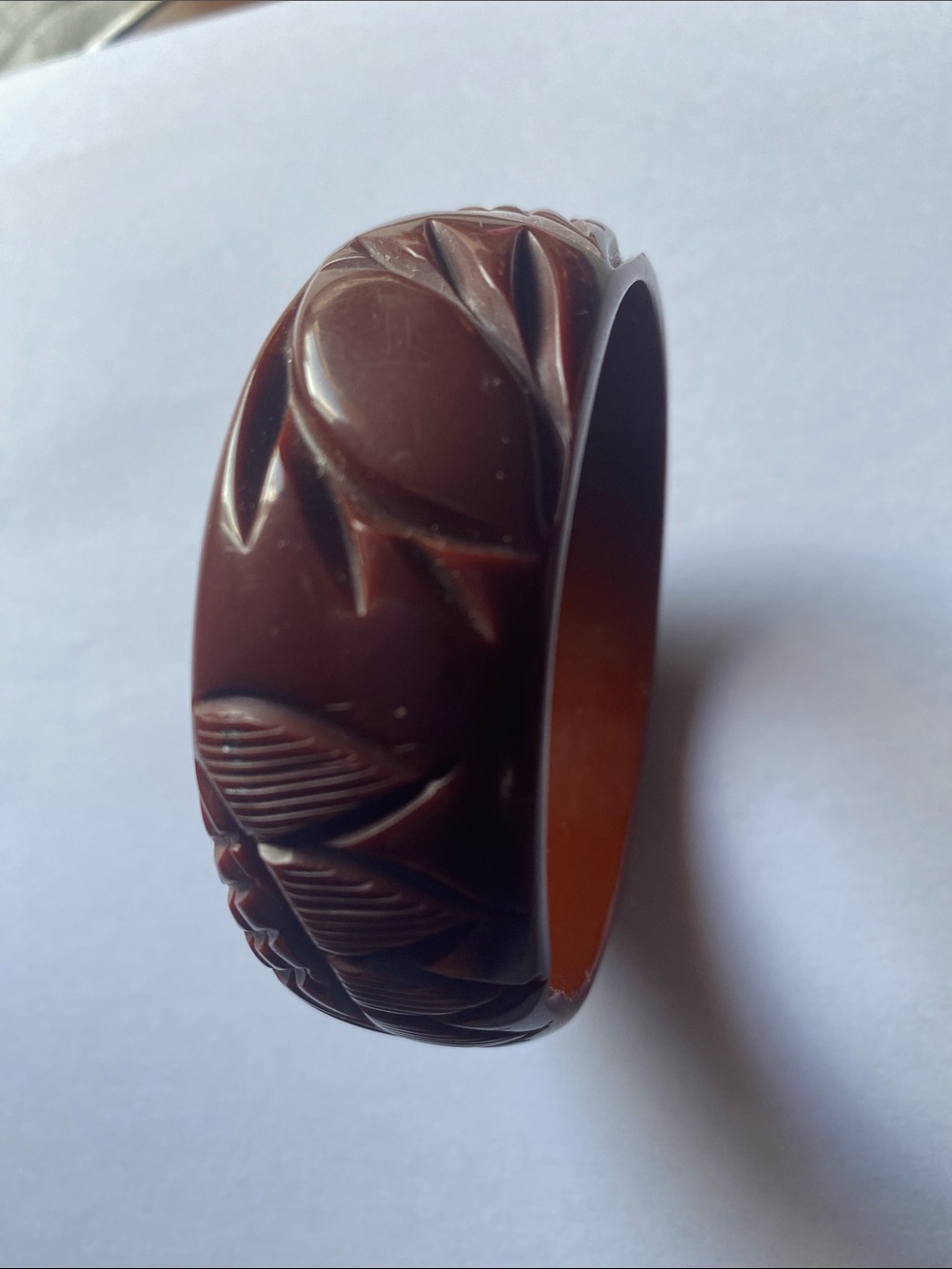 Vintage Carved Bakelite Bangle Bracelet in Rich Brown